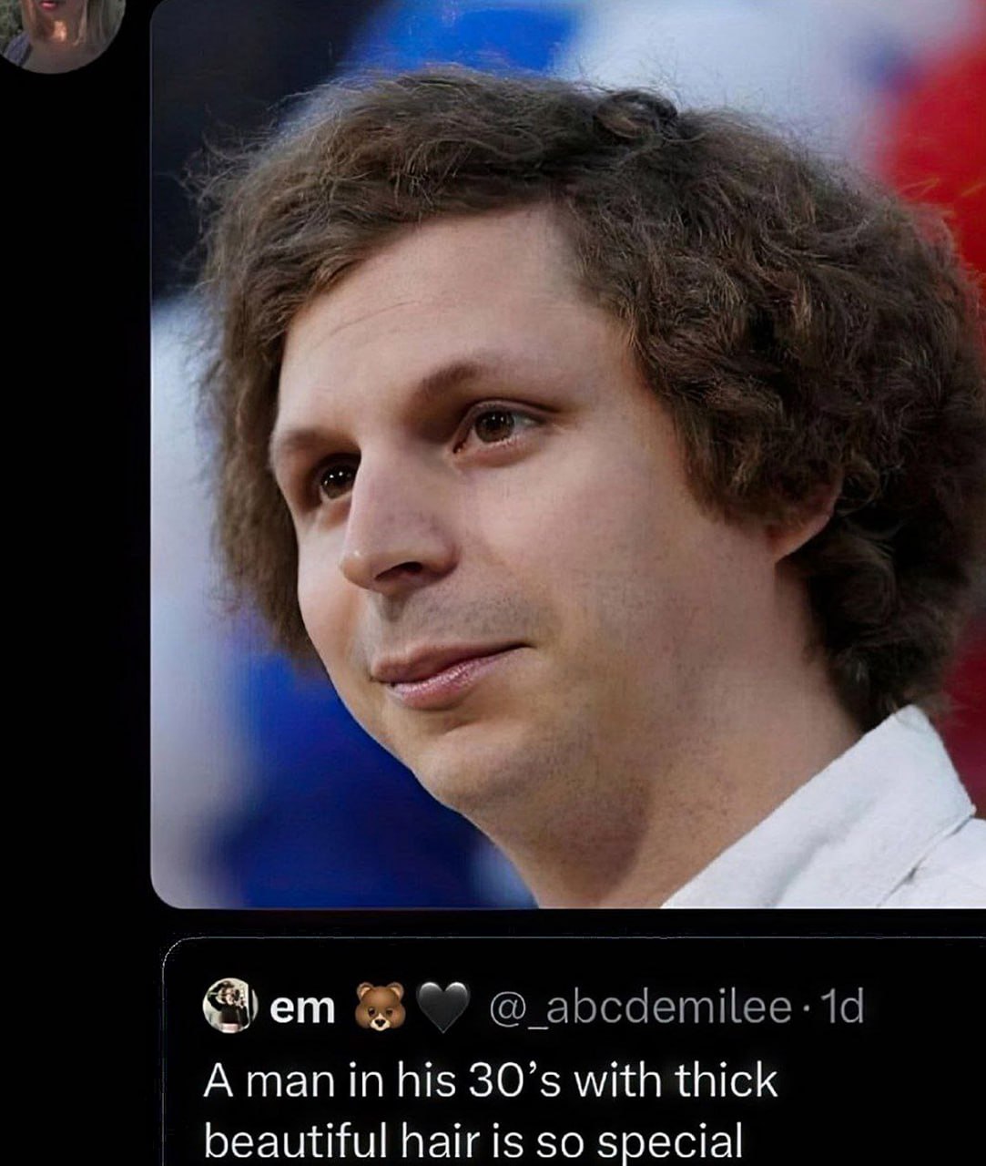 A man in his 30's with thick beautiful hair is so special Майкл Сера с густыми волосами в 30 лет