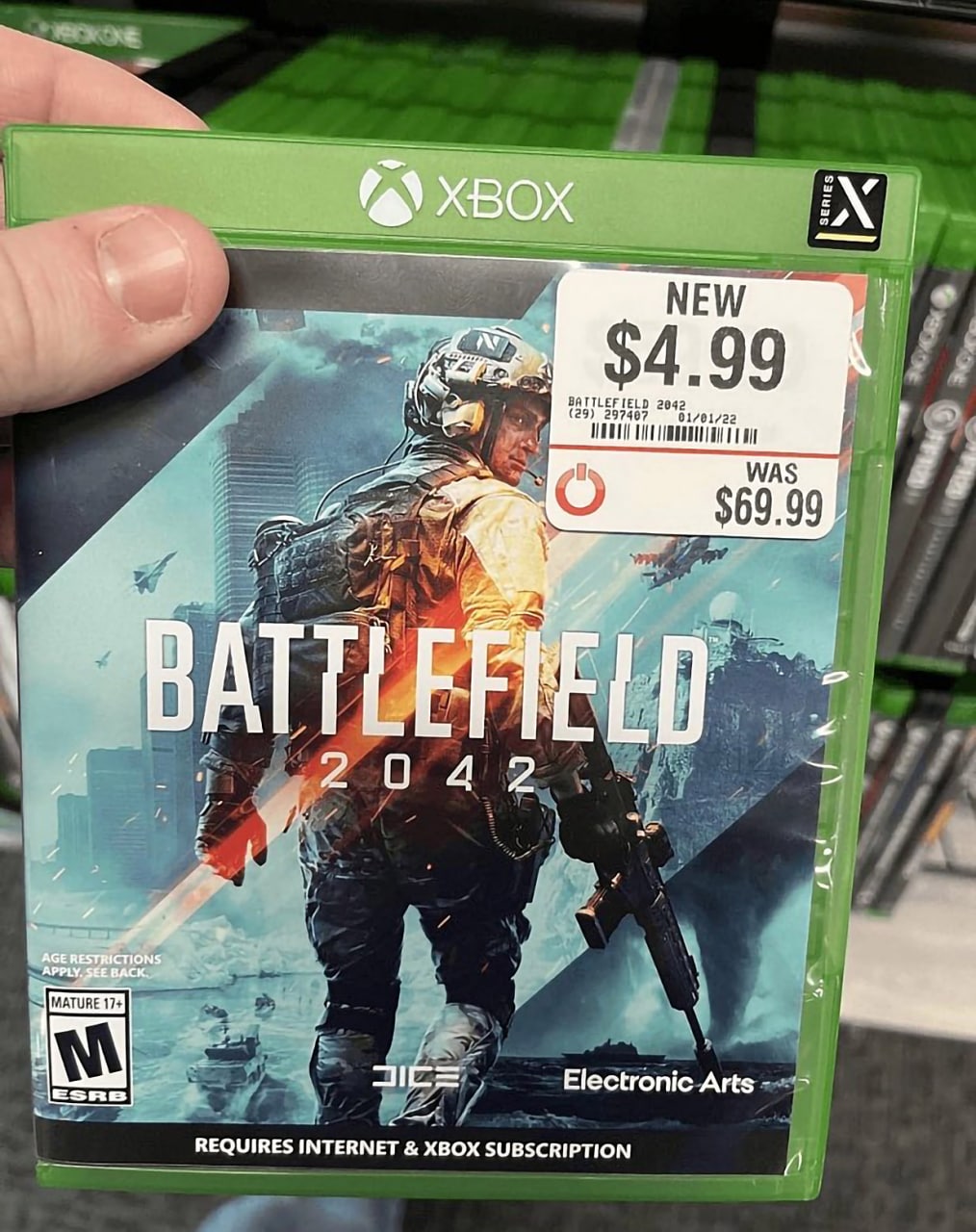 Battlefield 2042 за 4.99 Коробка с игрой Battlefield 2042 для Xbox, которую продают с огромной скидкой.