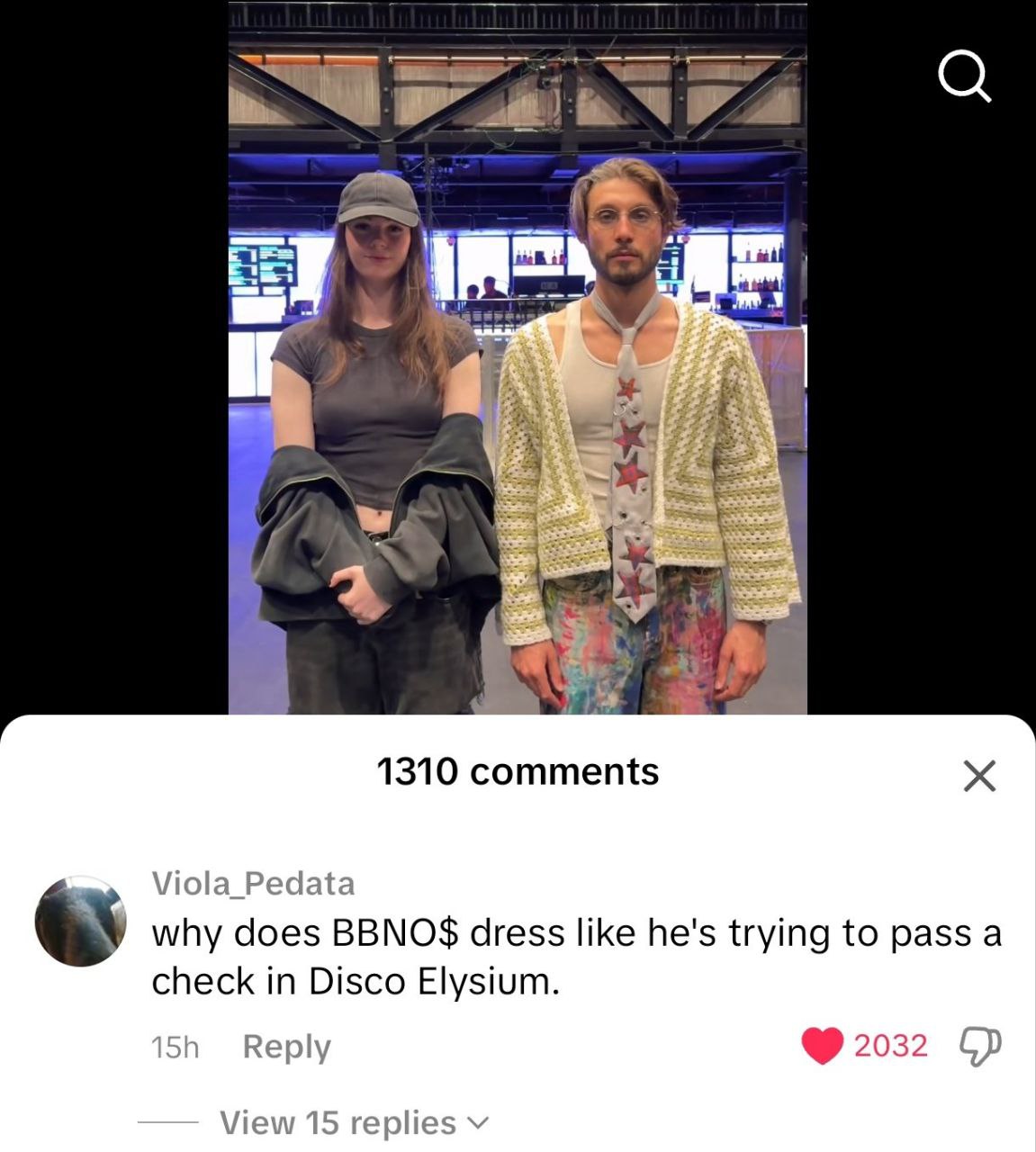 BBNO$ в Disco Elysium BBNO$ в необычном наряде, похожем на одежду из Disco Elysium