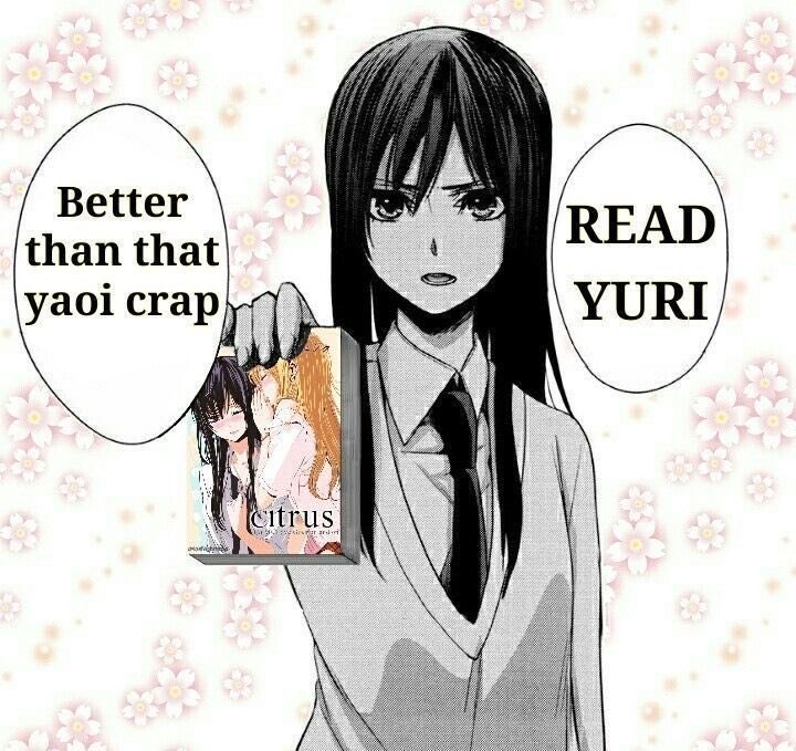 Девушка держит мангу «citrus» и призывает читать юри вместо яойной манги.