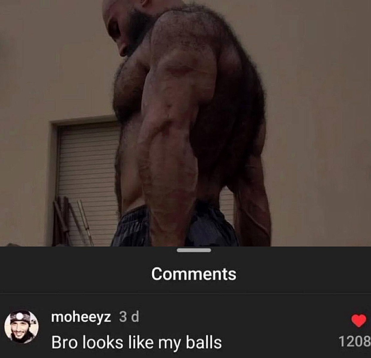 Bro looks like my balls Мускулистый волосатый мужчина и комментарий "Bro looks like my balls"