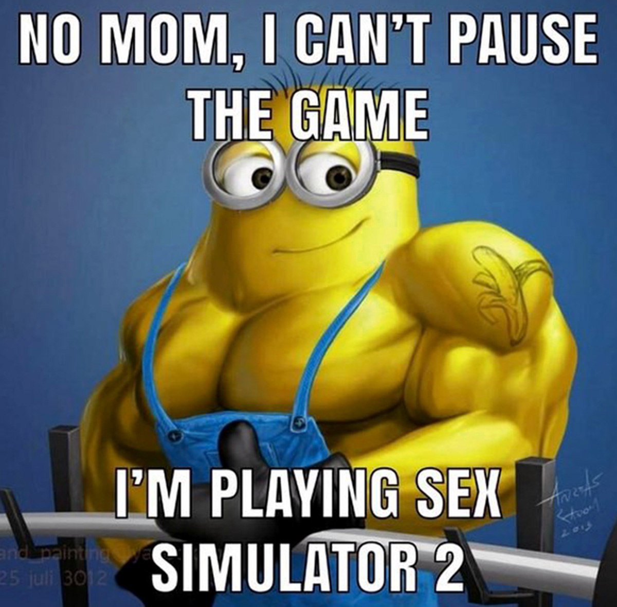 Качок миньон играет в Sex Simulator 2 Мускулистый миньон, который не может поставить игру на паузу, потому что играет в Sex Simulator 2
