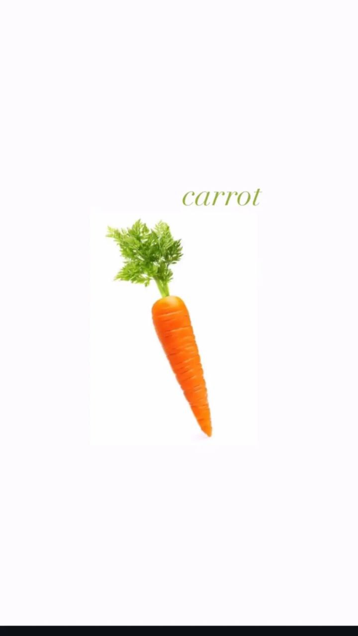 Carrot Мем с изображением моркови на белом фоне и надписью «carrot»