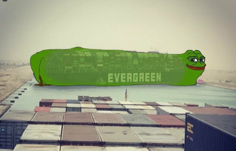 Корабль лягушка Пепе Evergreen Мем с кораблем Evergreen, который застрял в Суэцком канале, стилизованный под лягушонка Пепе.