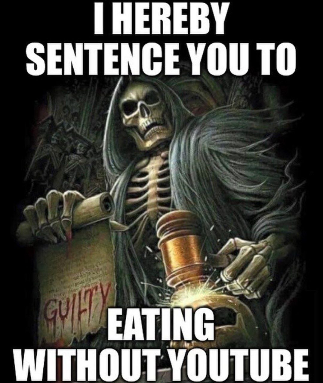 Guilty eating without YouTube Скелет в судейской мантии приговаривает к приему пищи без YouTube