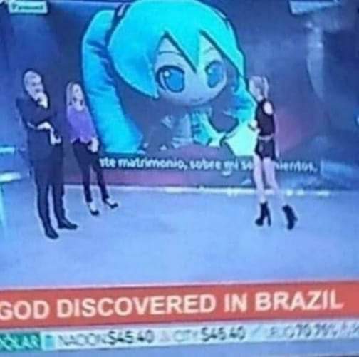 Hatsune Miku обнаружена в Бразилии Бог обнаружен в Бразилии, анимированный персонаж Хацунэ Мику на фоне