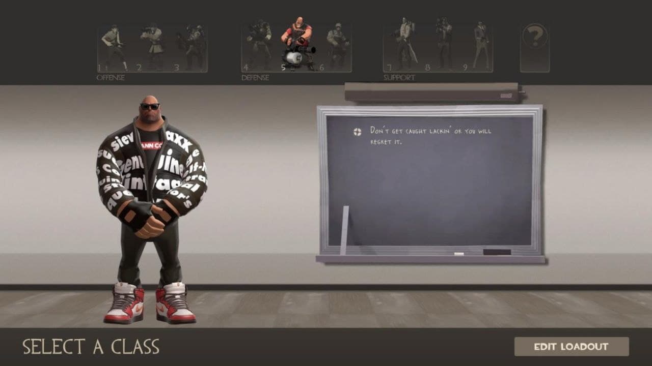 Пулемётчик в дрип-стиле Мем с Пулемётчиком из Team Fortress 2 в стиле «дрип» на фоне доски с надписью.