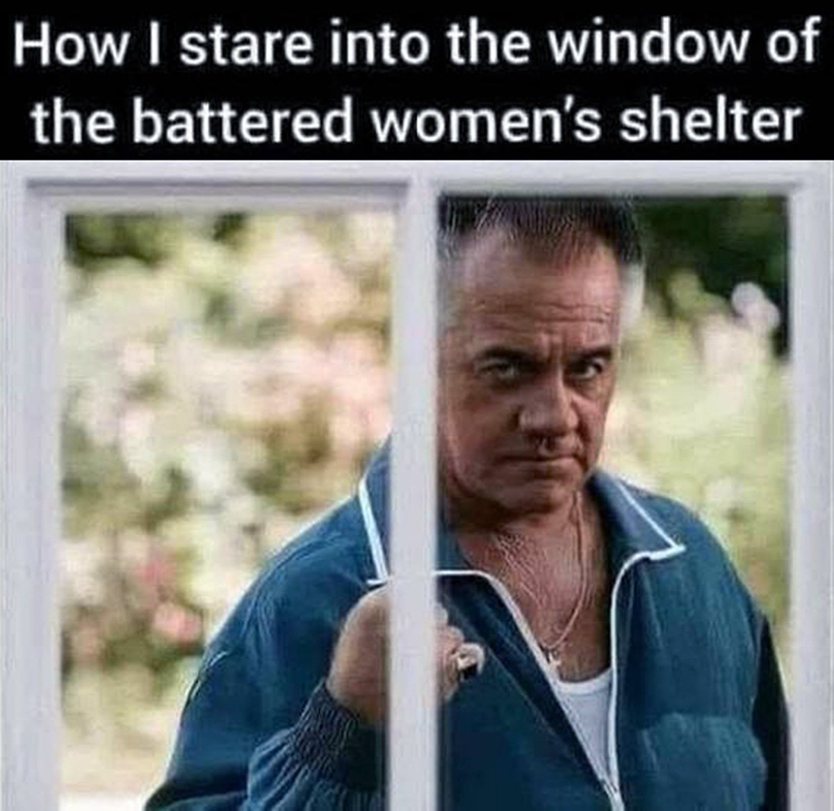 How I stare into the window of the battered women's shelter Мужчина смотрит в окно приюта для женщин
