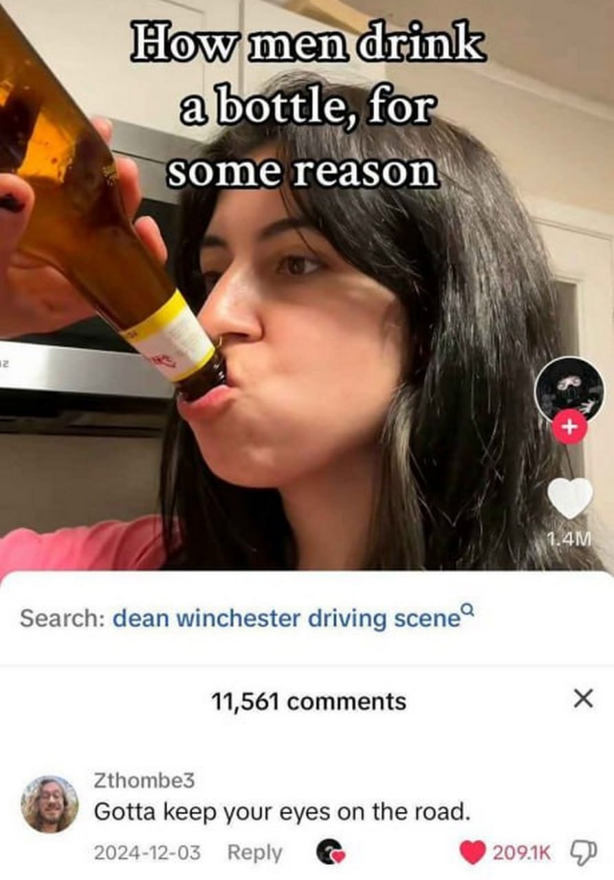 How men drink a bottle Девушка пьет из бутылки, как будто это мужчина за рулем