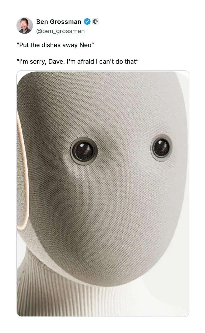 Я боюсь, что не могу этого сделать Мем с изображением робота с двумя глазами-камерами и текстом из Твиттера, где робот отказывается выполнять команду, цитируя фильм «Космическая одиссея 2001 года»