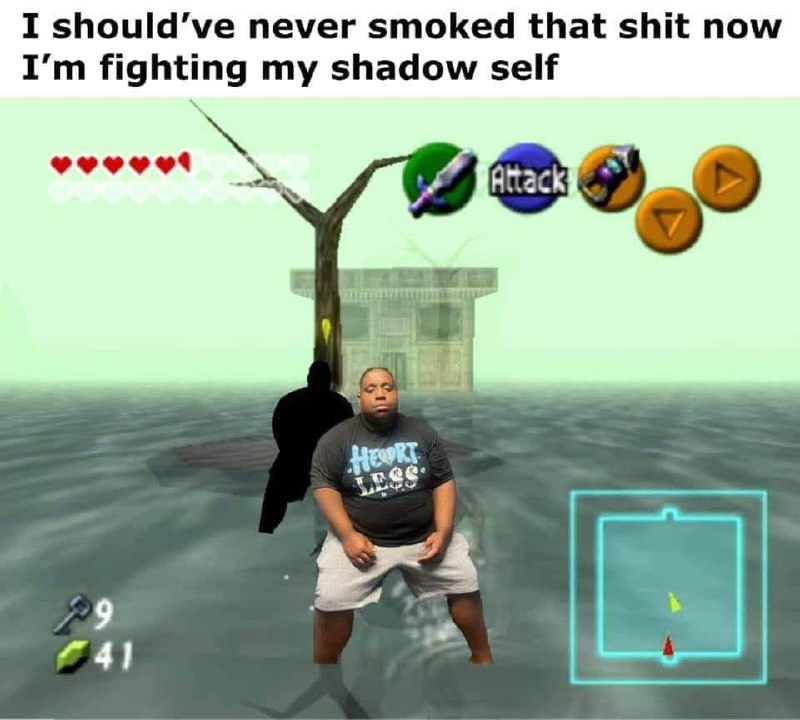I should’ve never smoked that shit now I’m fighting my shadow self Мем с темнокожим мужчиной, борющимся со своим теневым «я» в видеоигре, под надписью «I should’ve never smoked that shit now I’m fighting my shadow self».