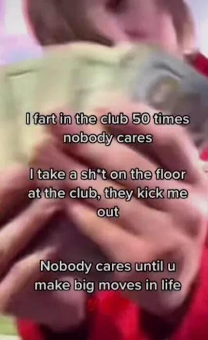 Nobody cares until you make big moves in life Мем с текстом о том, что никто не обращает внимания, пока ты не сделаешь что-то значительное в жизни