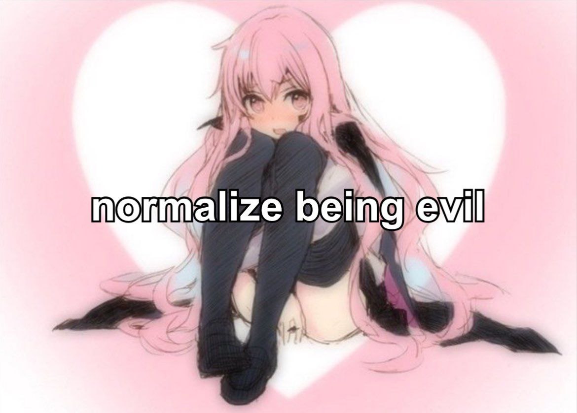 Милая розоволосая аниме-девушка на фоне сердца с надписью «normalize being evil».