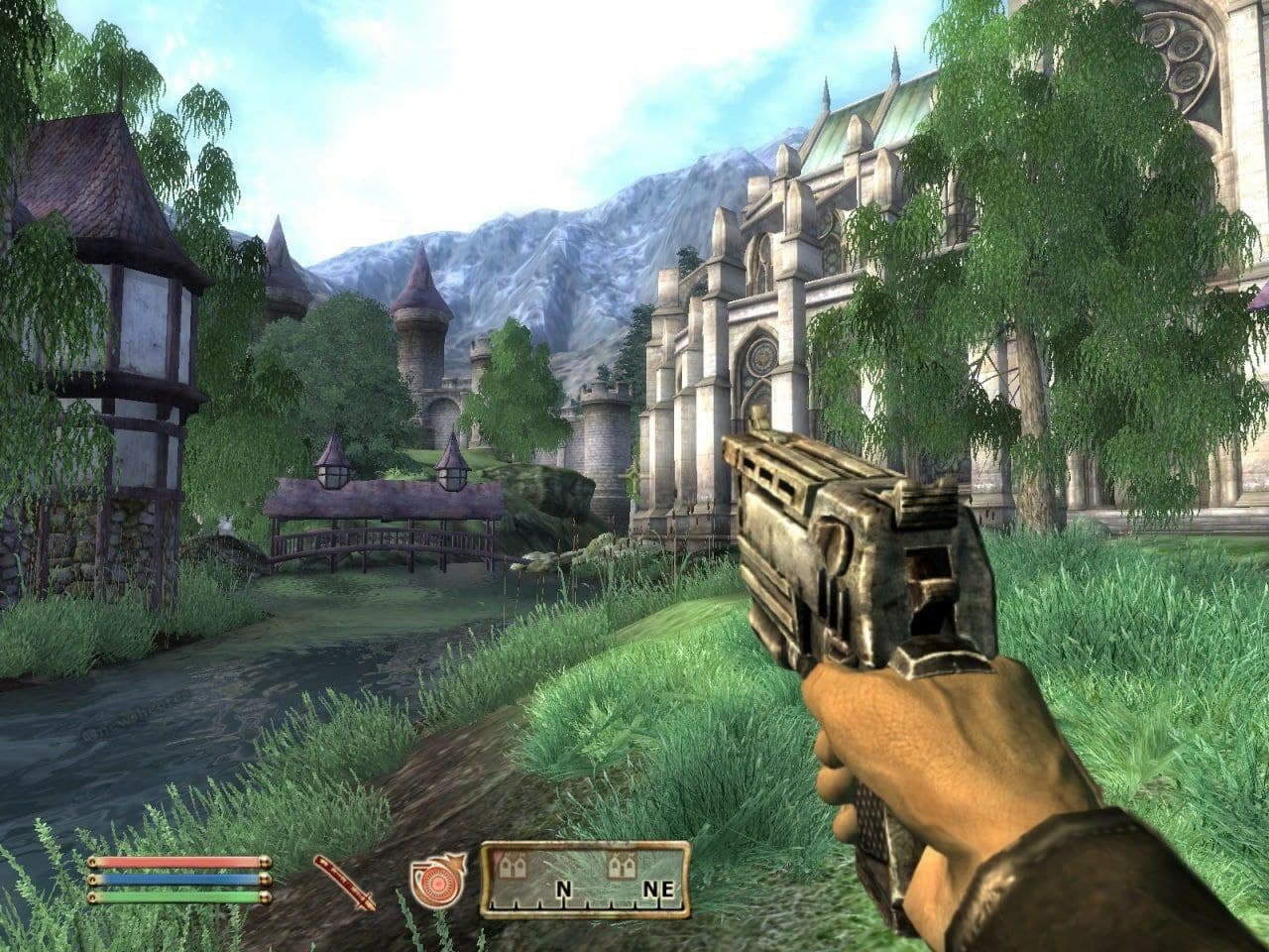 Оружие из Обливиона Персонаж из игры The Elder Scrolls IV: Oblivion держит в руках футуристический пистолет на фоне средневекового города и готического пейзажа.