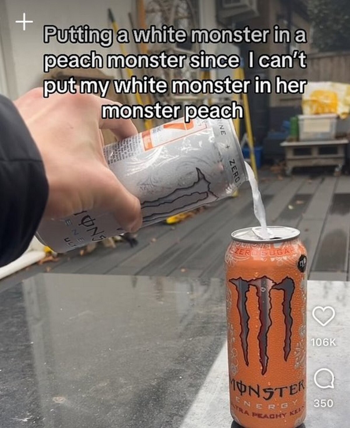Putting a white monster in a peach monster Мужчина переливает белый Monster Energy в банку из-под персикового Monster Energy, потому что не может вставить свой «белый монстр» в «персиковый монстр» девушки