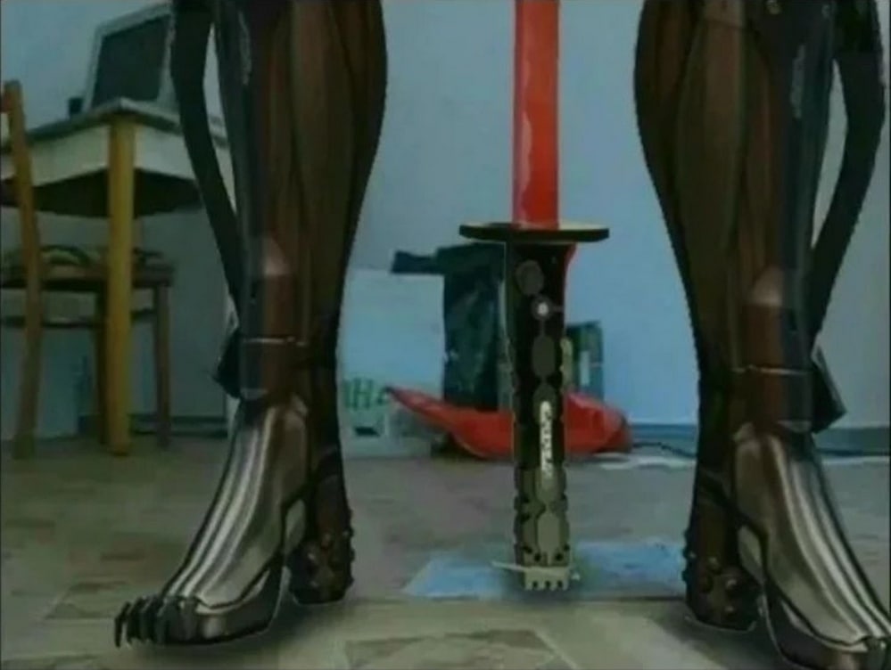 Ноги Райдена из Metal Gear Rising Ноги Райдена и катана из Metal Gear Rising на фотографии