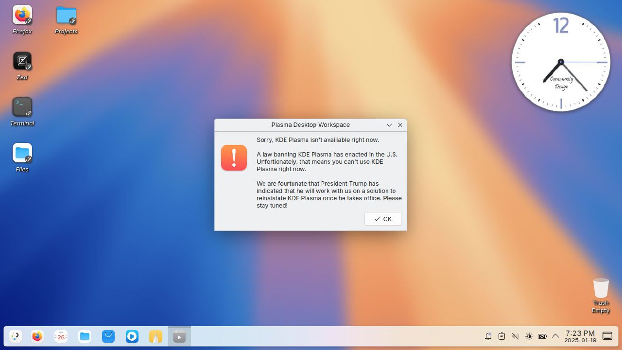 Sorry, KDE Plasma isn't available right now Мем с сообщением о том, что KDE Plasma недоступен из-за нового закона в США, и что Дональд Трамп обещает решить эту проблему.