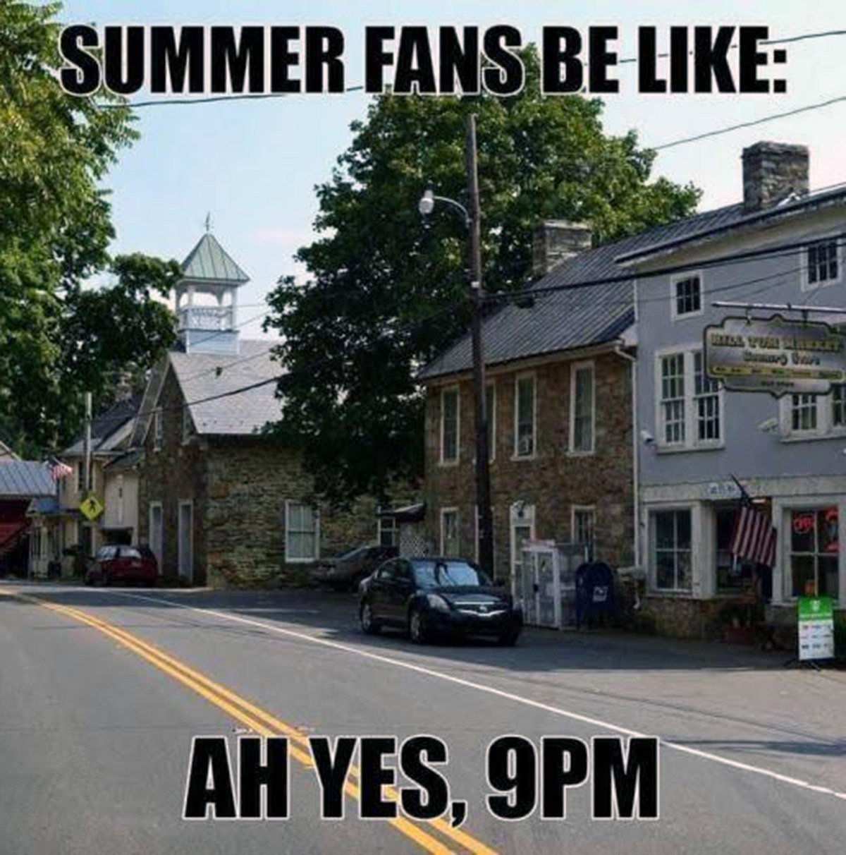 Summer fans be like: Ah yes, 9pm Мем "Summer fans be like: Ah yes, 9pm" про любителей лета, которым кажется, что в 9 вечера еще светло