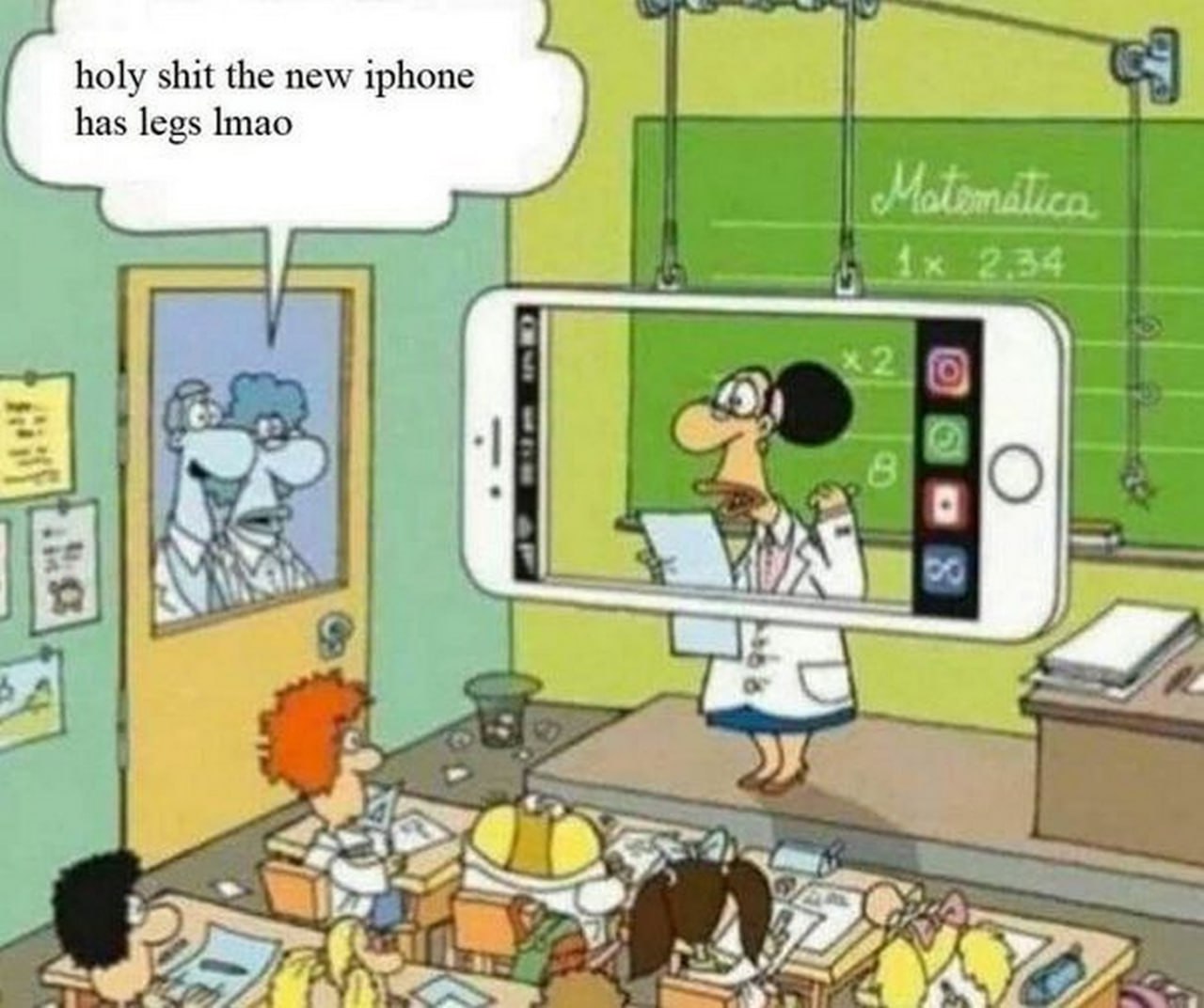 Holy shit the new iphone has legs lmao Учительница, которую показывают на уроке через iPhone, с удивлением смотрит на свои ноги