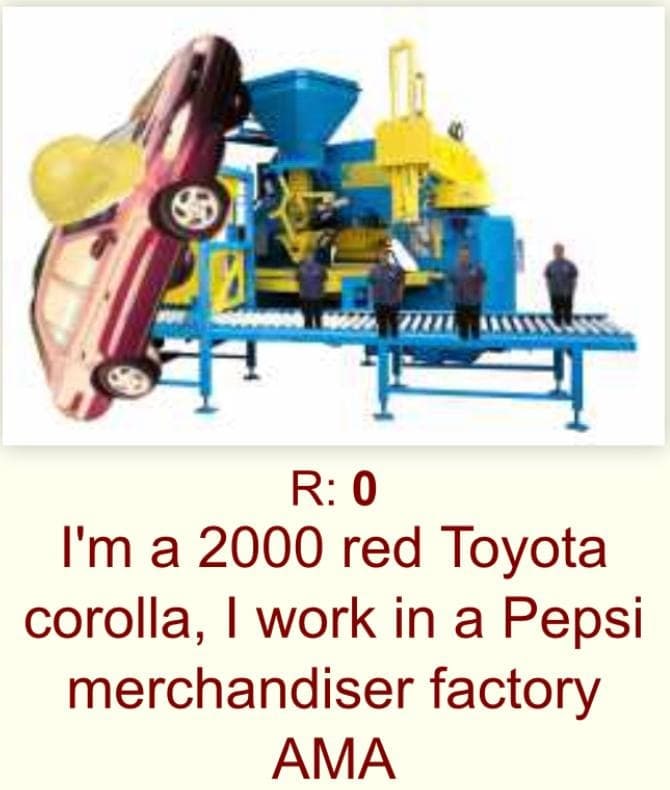 Toyota Corolla на фабрике Pepsi Мем с красной Toyota Corolla 2000 года, работающей на фабрике по производству торговых автоматов Pepsi.