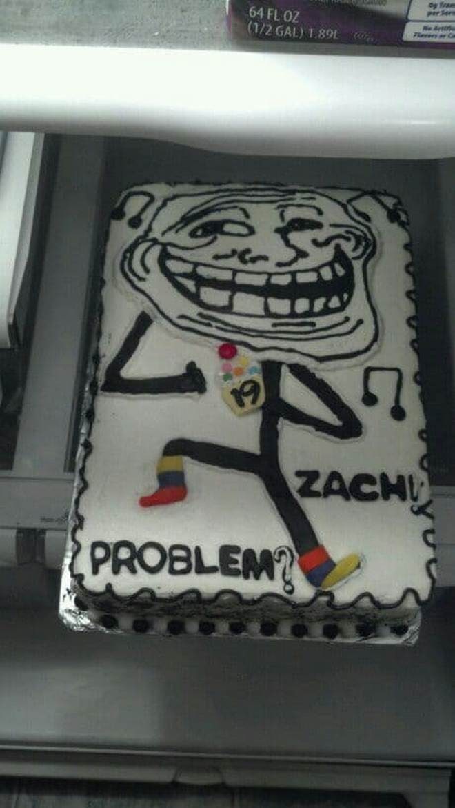 Троллфейс торт Торт с изображением Троллфейса, надписью "Zachu. Problem?" и цифрой 19