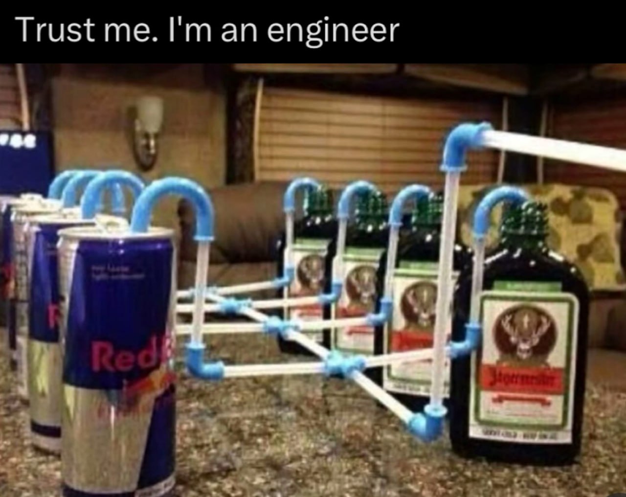 Trust me. I'm an engineer Система из трубочек для смешивания "Егермейстера" и "Ред Булла" с надписью "Trust me. I'm an engineer"