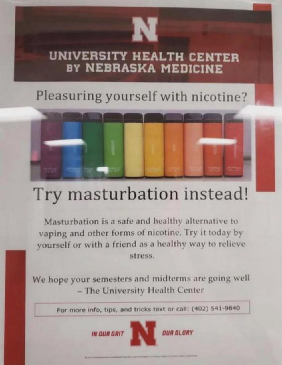 Try masturbation instead! University Health Center Плакат "Попробуйте мастурбацию вместо!" от Университетского медицинского центра Небраски.