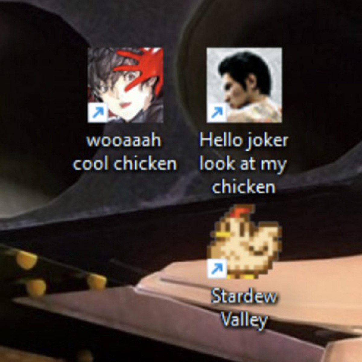 Woooah cool chicken Мем с двумя иконками и пиксельной курицей из Stardew Valley на рабочем столе компьютера